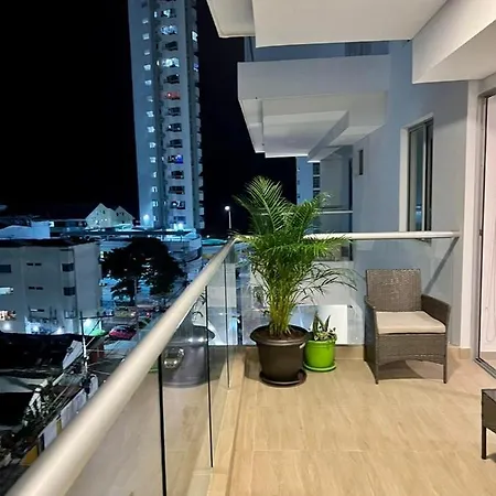 Lujoso Y Encantador Apartamento En Apartamento