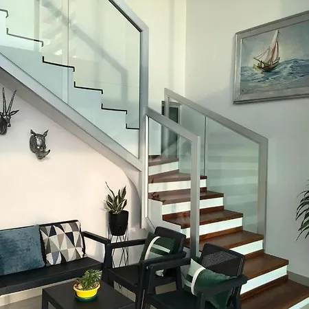 Lujoso Y Encantador Apartamento En Apartamento *